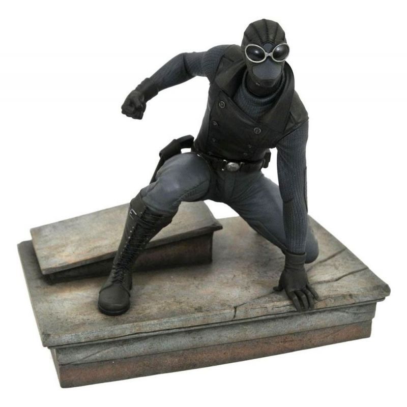 Marvel Spiderman Black Suit statue 18cm